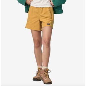 Patagonia Women's Baggies Shorts Pufferfish Gold 4" size M